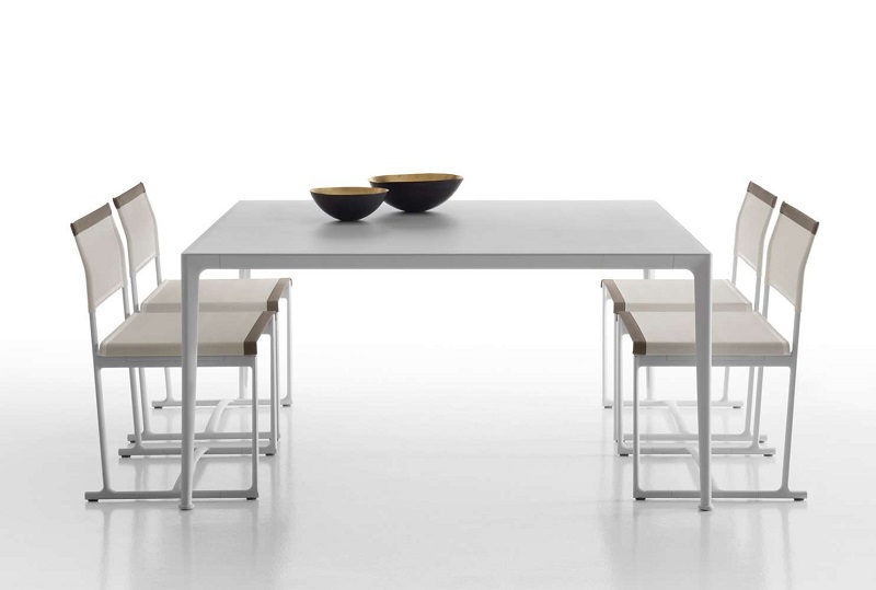 Mirto Outdoor Tables, by Antonio Citterio - B&B Italia Mirto Outdoor Tables, by Antonio Citterio - B&B Italia