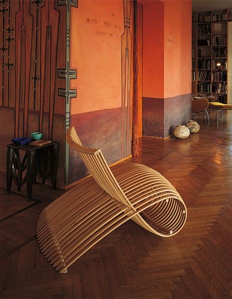 Woodenchair Ambientate Vertical Wooden Chair Gallery02
