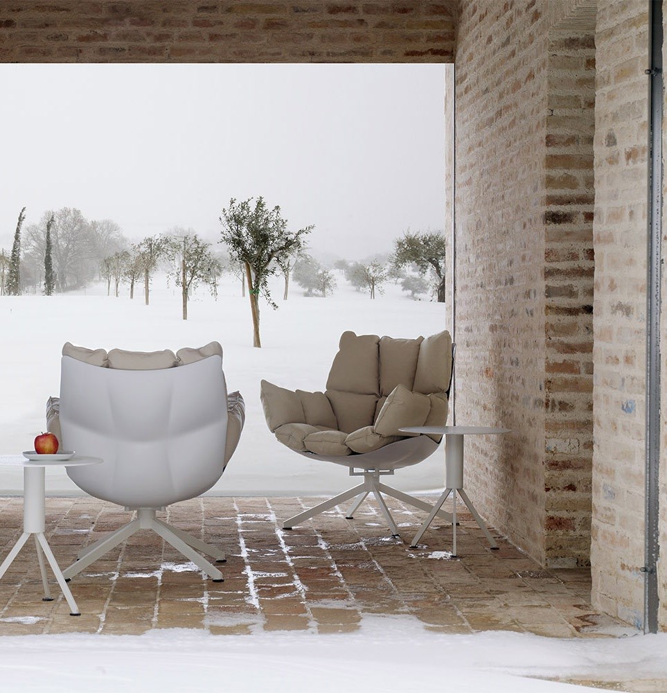 B&B-Italia-Patricia-Urquiola-Husk-Armchair-Outdoor-Chair-Matisse-3