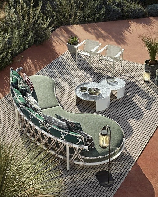 Cassina Perriand Lc1 Armchairs Outdoor Insitu1
