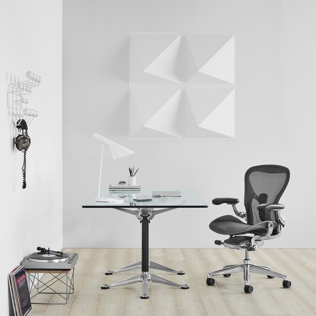 Aeron desk online chair