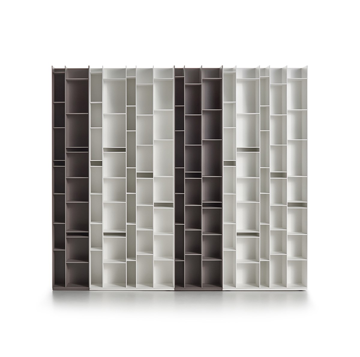 MDF-Italia-Neuland-Industriedesign-Random-2C-3C-Bookcase-Matisse-1