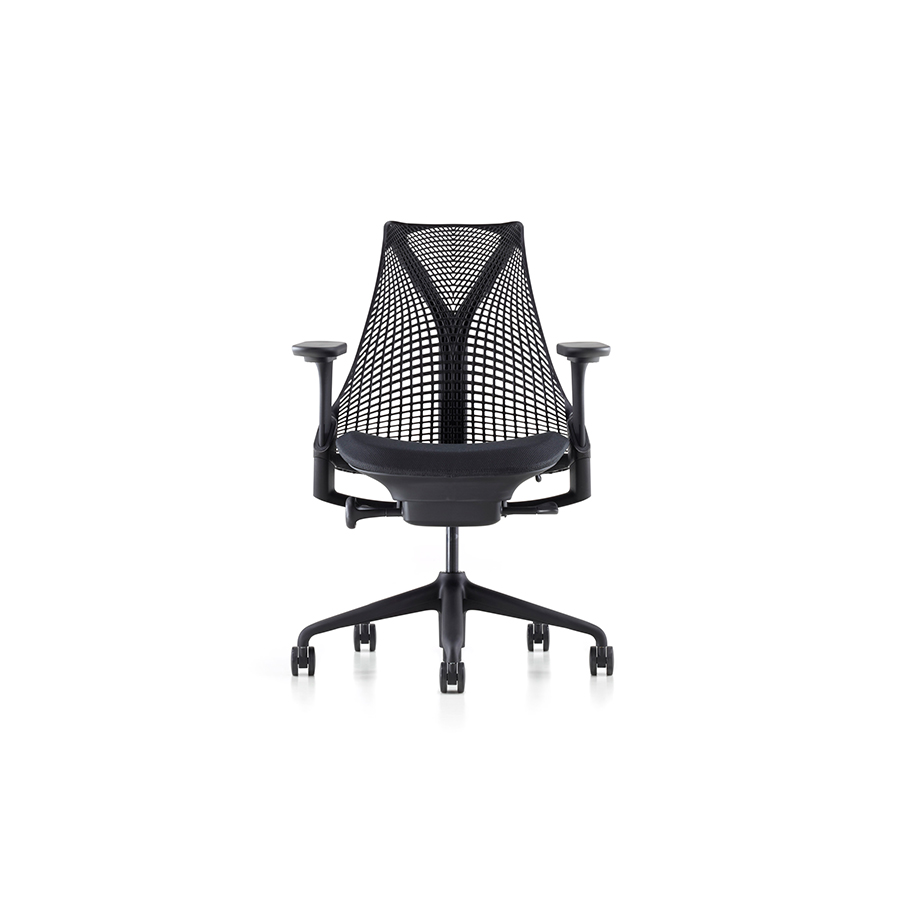 Sayl store executive chair