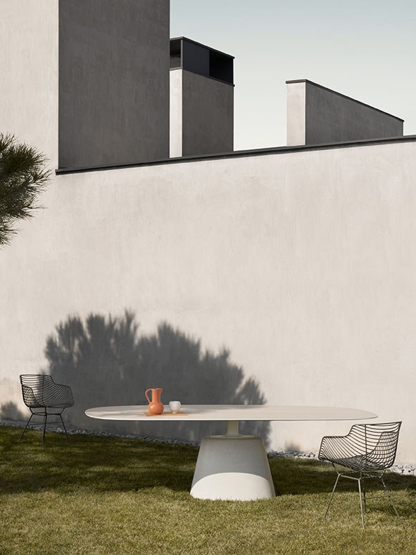 Gallery Rock Table Maxi Cement Top Outdoor Use