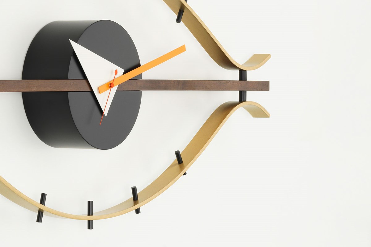 Vitra-Nelson-Eye-Clock-Matisse-2