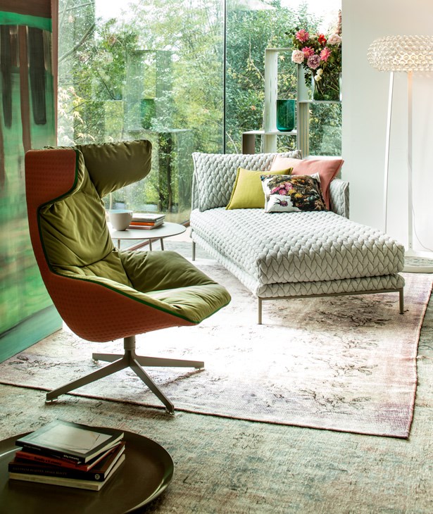 Moroso-Alfredo-Häberli-Take-A-Line-For-A-Walk-Lounge-Chair-Matisse-4