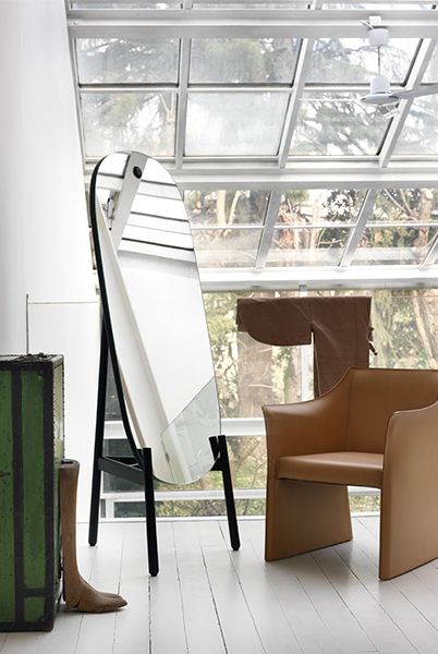 Capchair2 Ambientate Vertical Cap Chair 2 Gallery 3