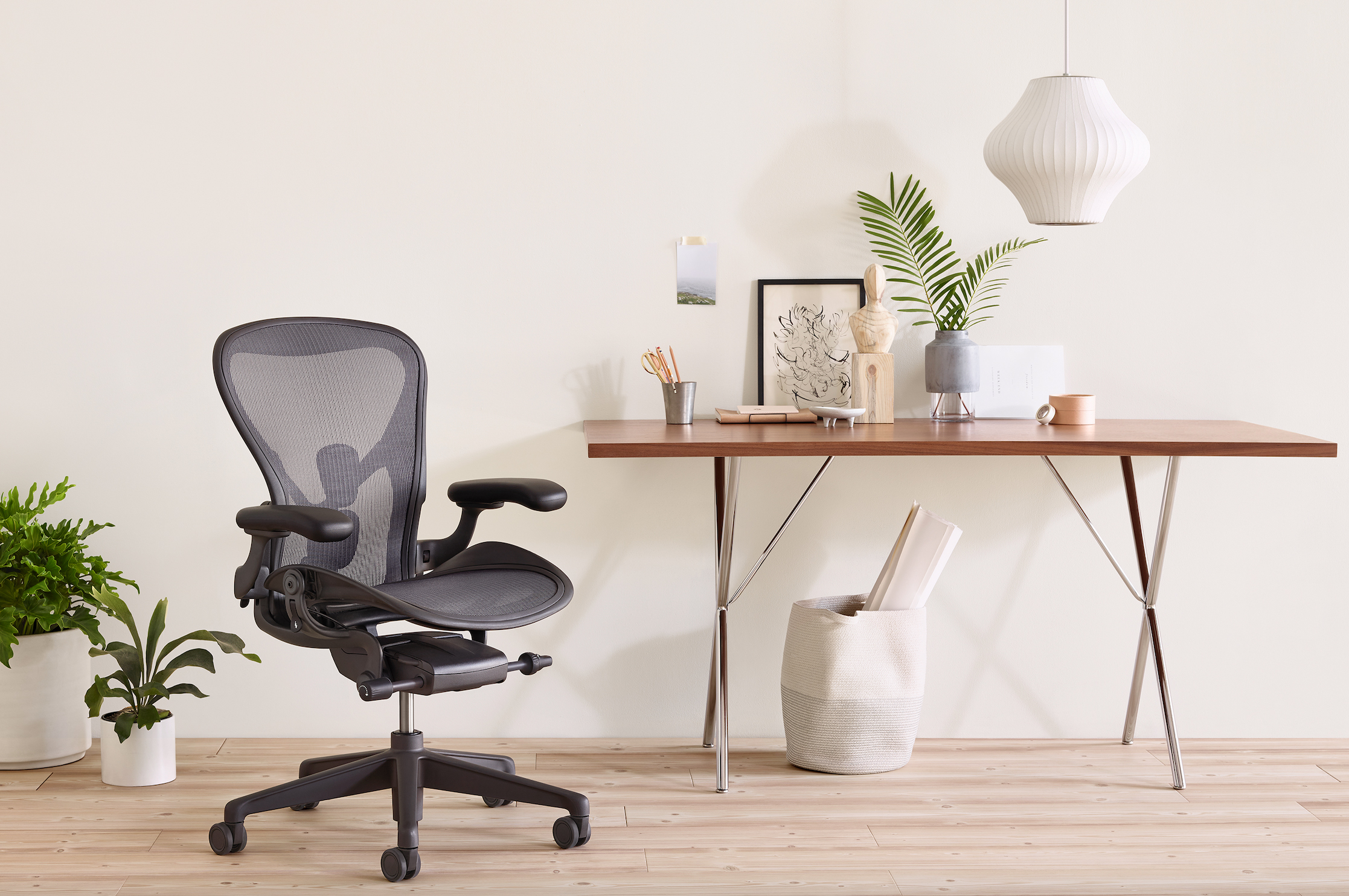 aeron desk